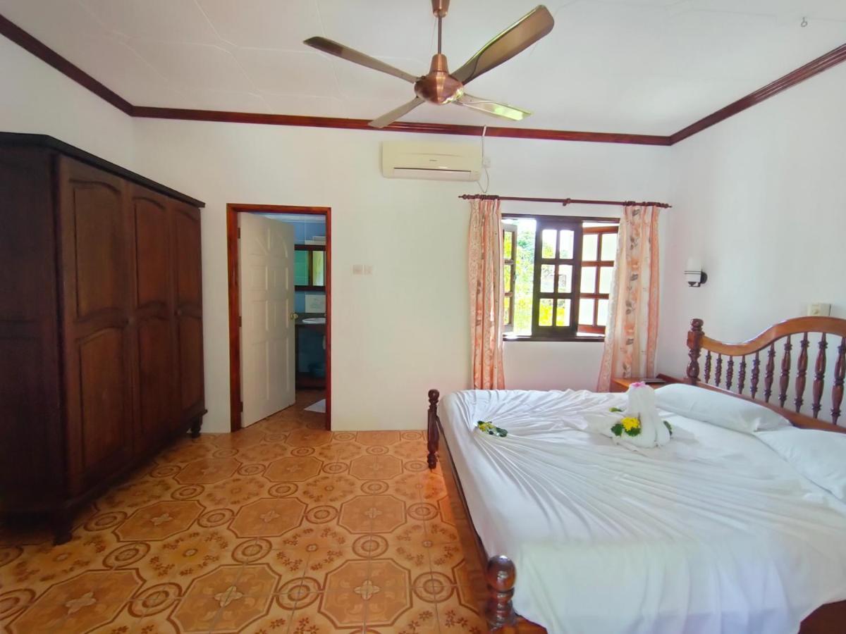 Beryl Guesthouse La Digue  Extérieur photo