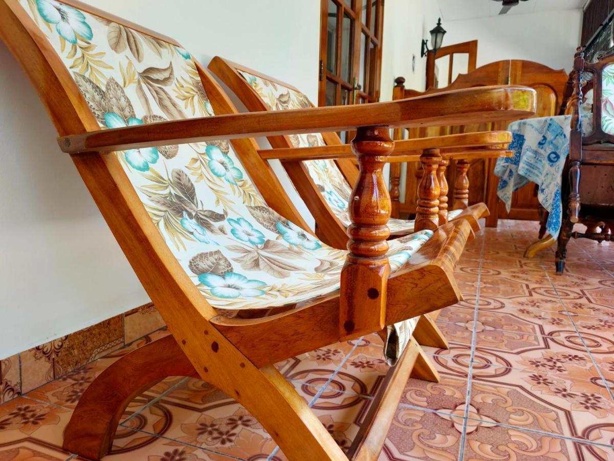 Beryl Guesthouse La Digue  Extérieur photo